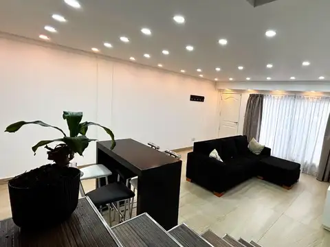 VENTA-PH TIPO TRIPLEX-LA TABLADA