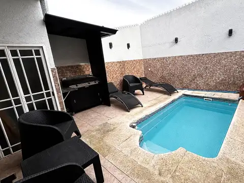 Depto Tipo Casa en Venta con 1 cocheras