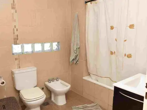 VENTA MONOAMBIENTE DIVISIBLE CON BALCON - COGLHAN