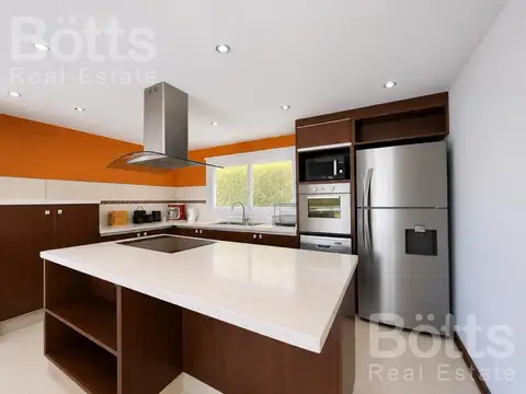 Casa en Venta al Noreste