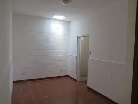 Depto Tipo Casa en Alquiler de 2 ambientes