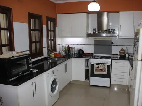 Casa en Venta en Hurlingham, USD 195.000