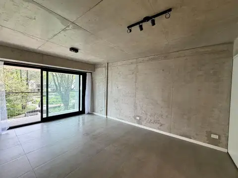 Oficina en Alquiler al Este