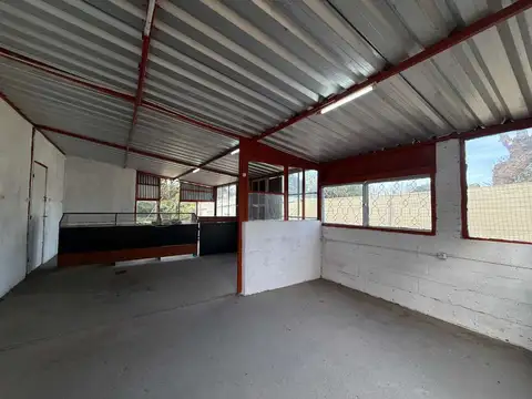 Venta Local comercial mas terreno Santa Ana