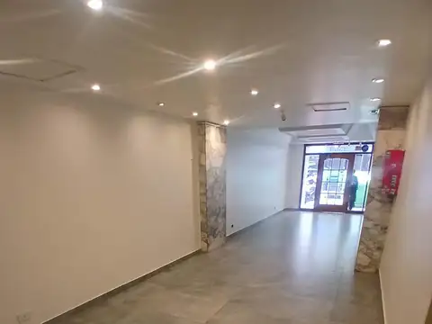 Oficina 2 ambientes con 1 baño