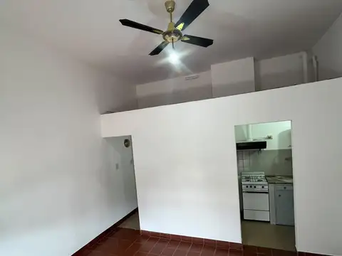 Depto Tipo Casa en Alquiler en Centro / Microcentro, $ 380.000
