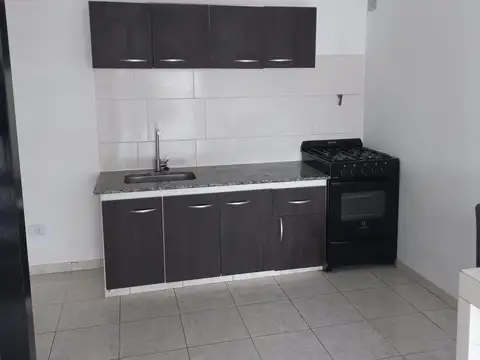 Depto Tipo Casa 2 ambientes con 1 baño