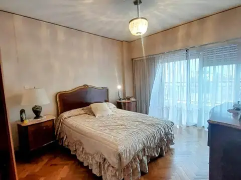 Departamento en Venta con 2 cocheras