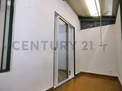 Departamento en Venta en Pompeya, USD 49.000