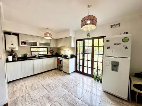 SE VENDE CASA EN JARDINES DE LA COSTA I