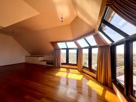 Departamento en Venta de 7 ambientes