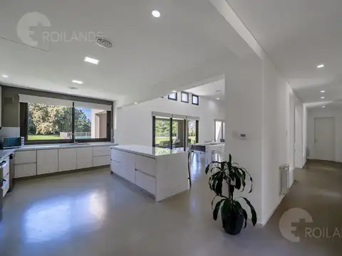 Venta Casa 7 Amb 7000 m2 Chacras de Open Door