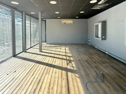 Alquiler Local Comercial En Esquina  Merlo Centro