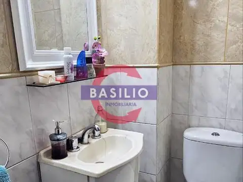 Depto Tipo Casa en Venta 24 años