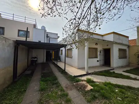 Casa en Venta en José Mármol, USD 95.000