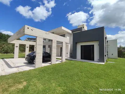 Casa en Venta de 5 dormitorios