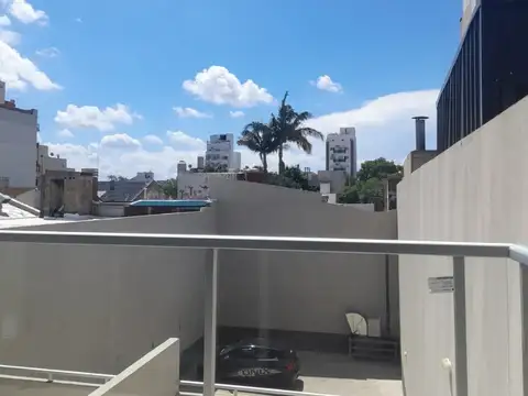 Av Gral E Mosconi 3300, Piso 2