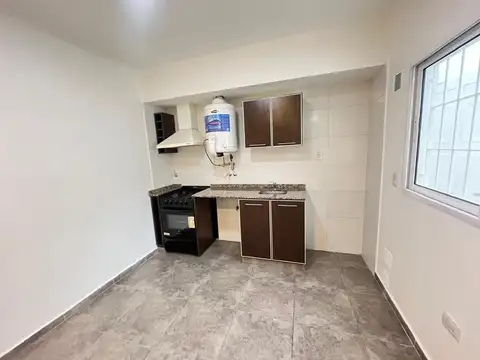 Depto Tipo Casa en Alquiler de 1 dormitorio
