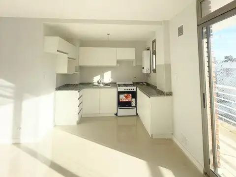 3 de Febrero entre San Martín y Maipú