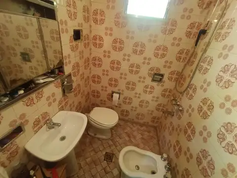 Depto Tipo Casa 3 ambientes con 2 baños