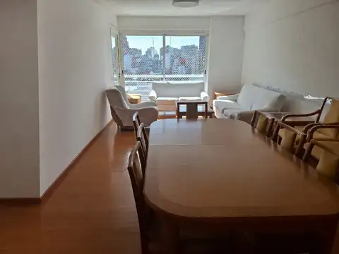Departamento 4 ambientes con 2 baños