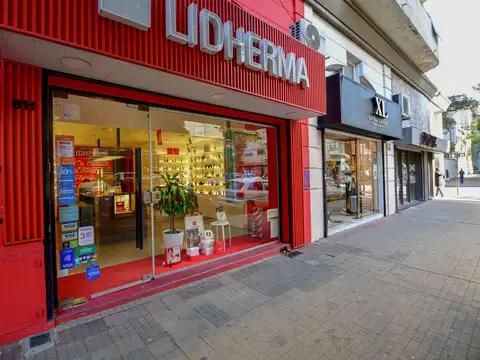 Local comercial c/ depósito + entrepiso Alquilado
