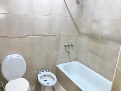 VENTA DEPARTAMENTO TIPO DUPLEX CON COCHERA Y TERRAZA