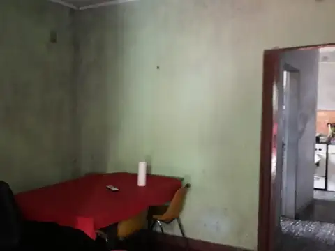 CASA 3 AMBIENTES EN VILLA LUZURIAGA