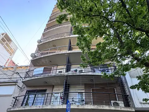 Semipiso 2 Dormitorios + Cochera