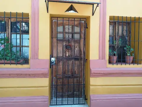 Casa en Venta en Olivos Vias/Maipu, USD 450.000