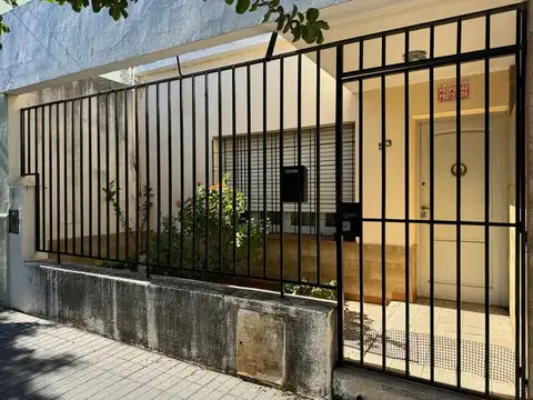 VENTA CASA 3 DORM PATIO GARAGE VILLA AZALAIS