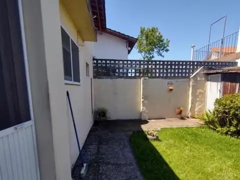 EXCELENTE CASA CON 2 HABITACIONES EN LOTE PROPIO