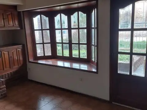 Casa en Venta en Barrio Parque Field, USD 105.000