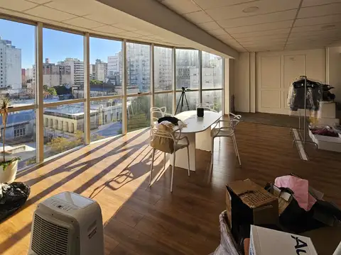 Piso completo de 100 mts - Uso comercial