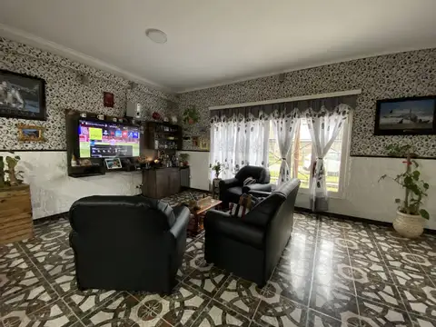 Excelente propiedad en Claypole