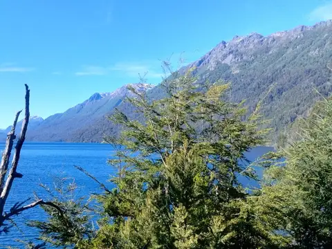 Excelente lote en lago Correntoso