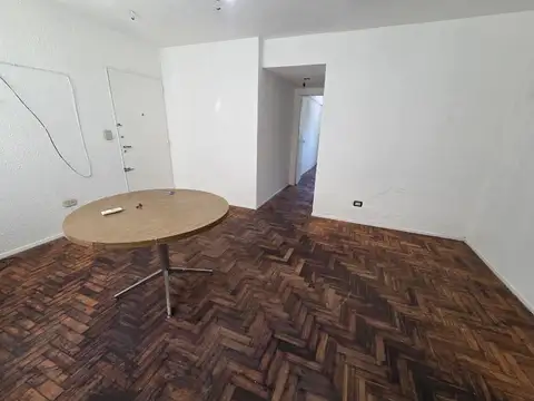 Juan José Castelli 500, Piso 2