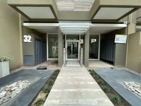 EXCEL. 2 AMB. SEMI-PISO, 4 AÑOS ANTIG FRENTE BALCÓN DETALLES DE CATEGORÍA, A PASOS DE AV RIVADAVIA