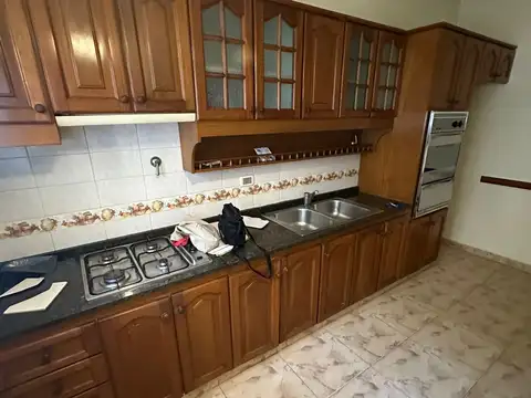 Depto Tipo Casa en Venta con 1 cocheras