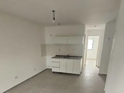 25 De Mayo 100, Piso 2