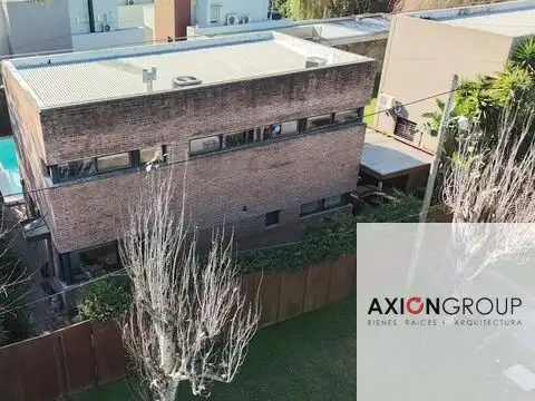 Casa en venta de 3 dormitorios c/ cochera en City Bell