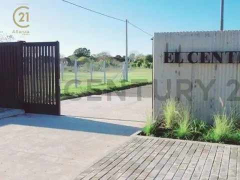 LOTE EN VENTA - 7 Y 622