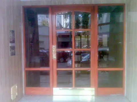 3 Amb APTO PROFESIONAL X REGLAMENTO, c/balcón a cfte abierto con Aire Acond y calefacción por Losa Radiante SUPER LUMINOSO ! VEALO!