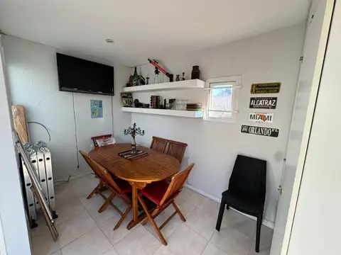 Depto Tipo Casa 4 ambientes con 3 baños