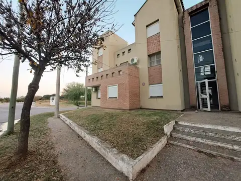 VENTA DPTO 3 DORMITORIOS EN SMATA 2