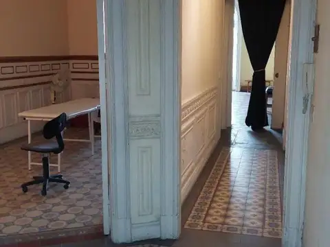 Departamento 7 ambientes con 3 baños
