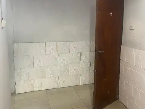 Departamento en Alquiler en Burzaco, $ 280.000