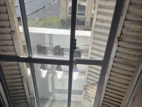 VENTA PENSION/DESPACHOS CENTRO A RECICLAR