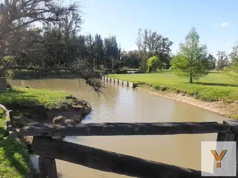 Terreno en Venta de 2100,0 m2