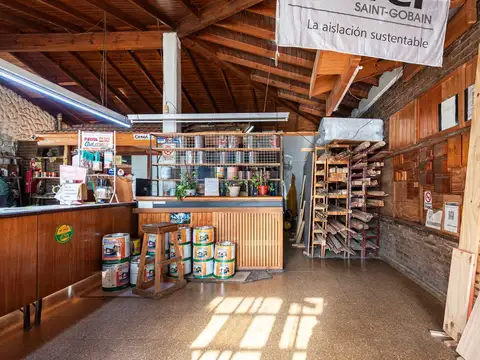 Local en Venta en Bernal Oeste, USD 300.000